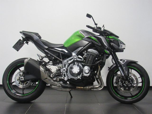 kawasaki - z900