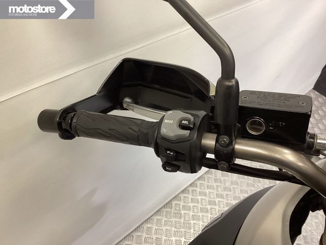 suzuki - v-strom-1000-abs-adventure