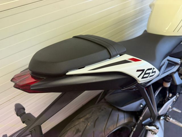 triumph - street-triple-765-r