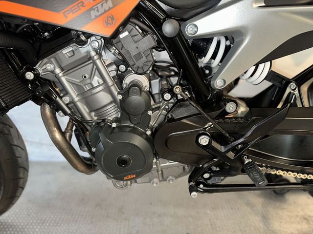 ktm - 790-duke