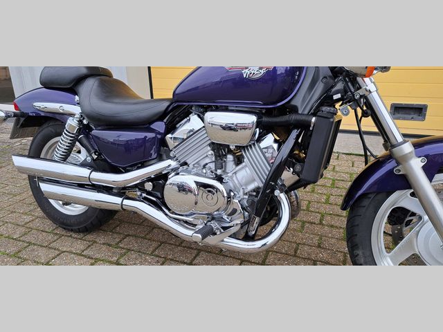 honda - vf-750-c-magna