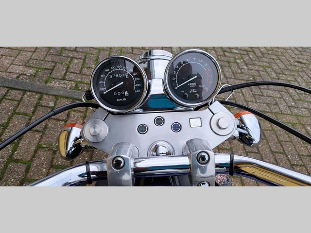 honda - vf-750-c-magna