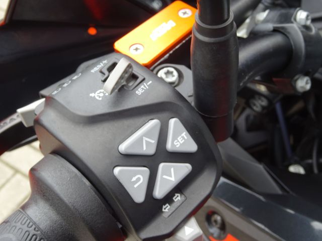 ktm - 1290-super-adventure-s