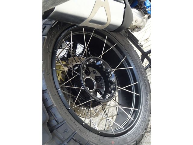 bmw - r-1200-gs-lc