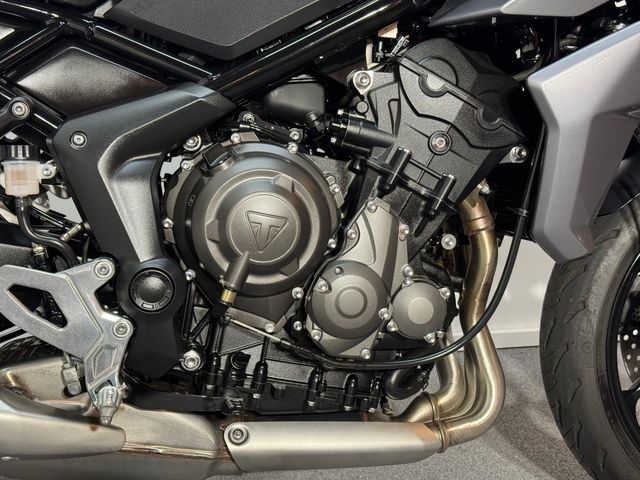 triumph - tiger-660