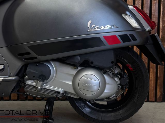 piaggio - gts-touring-300
