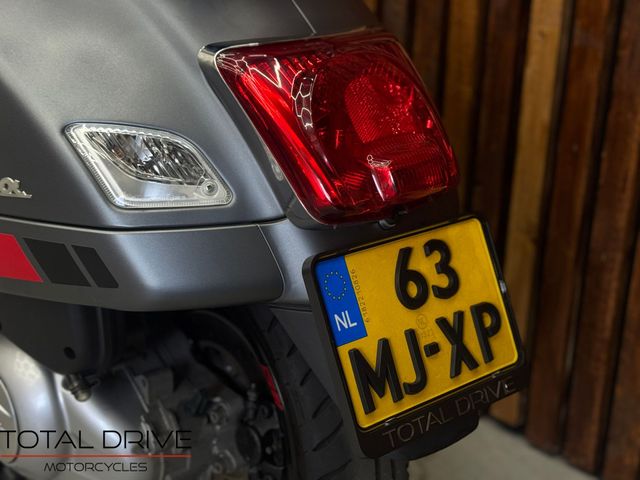 piaggio - gts-touring-300