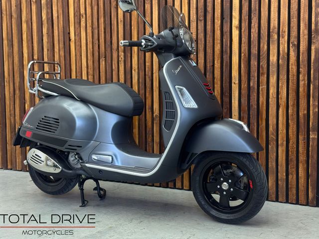 piaggio - gts-touring-300