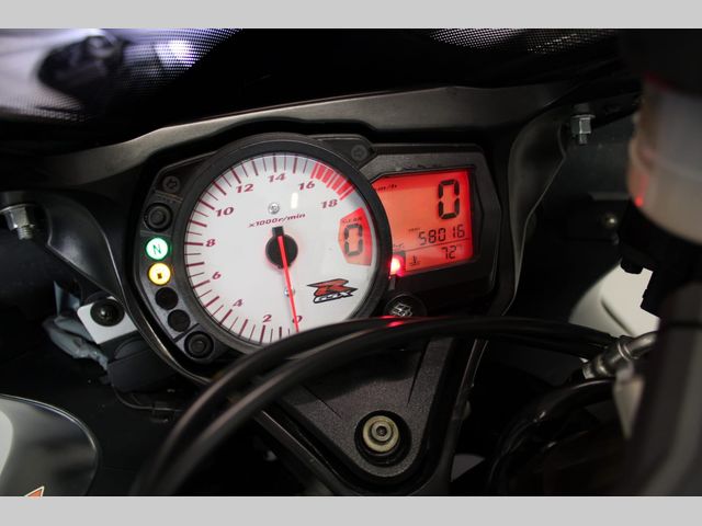 suzuki - gsx-r-600