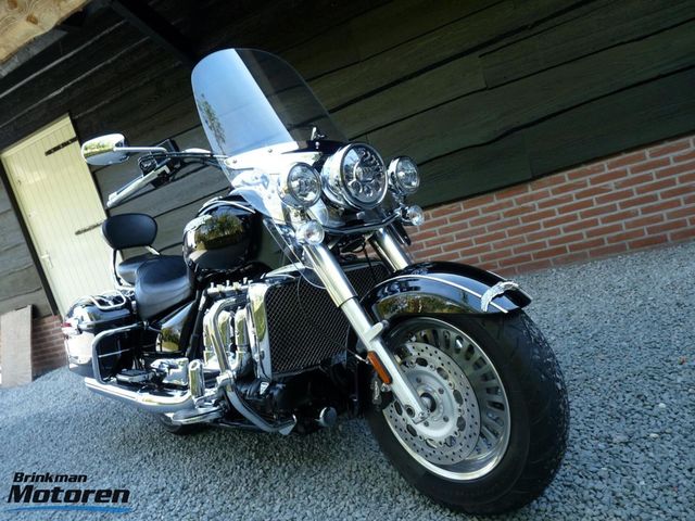 triumph - rocket-iii-touring