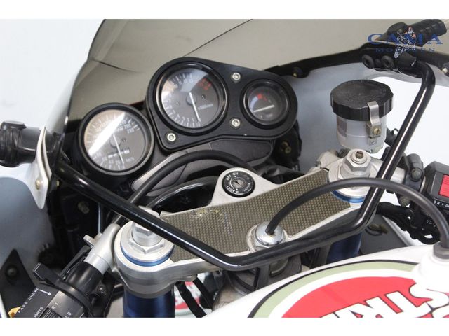 suzuki - gsx-r-750