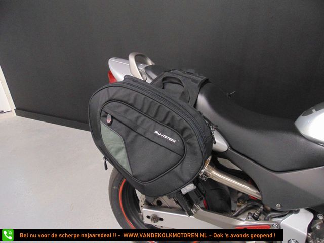 honda - cb-600-s-tophalf