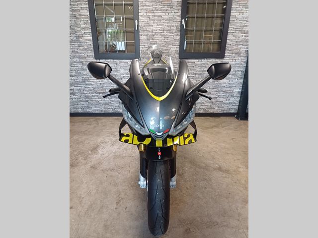 aprilia - rsv-4-1100