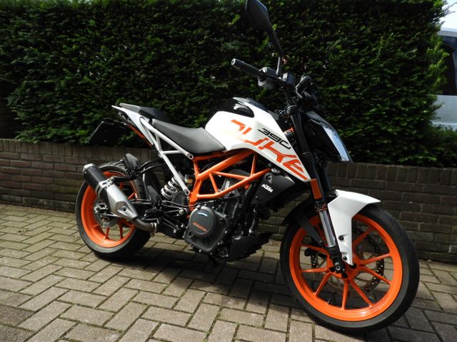 ktm - 390-duke-abs