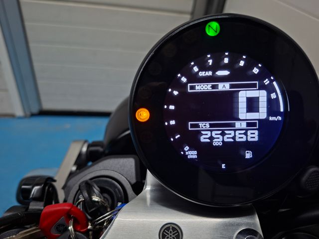 yamaha - xsr-900-abs