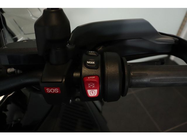 bmw - r-1300-gs-adventure