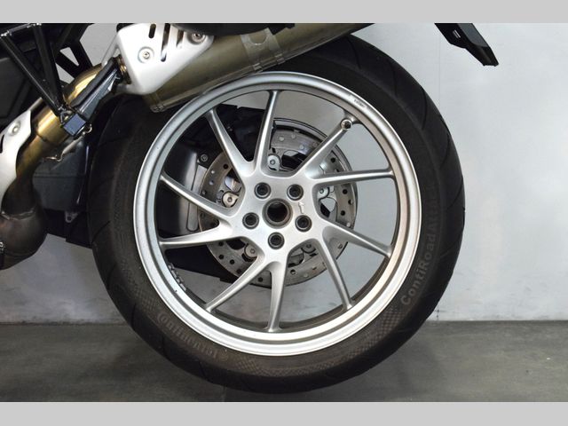 bmw - f-800-gt