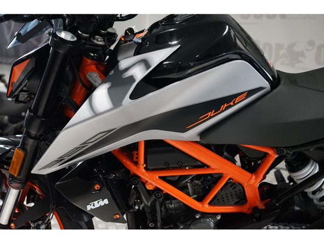 ktm - 390-duke