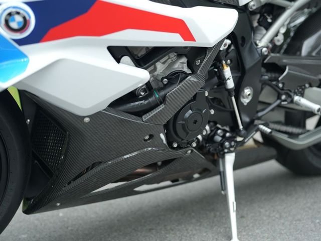 bmw - s-1000-rr