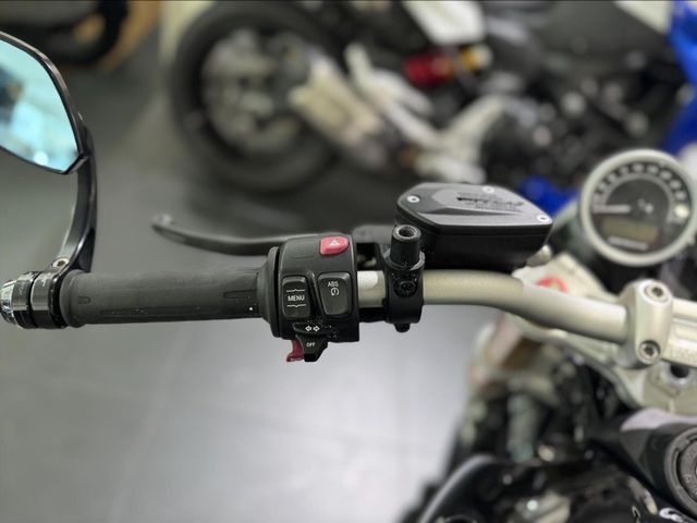 bmw - r-nine-t