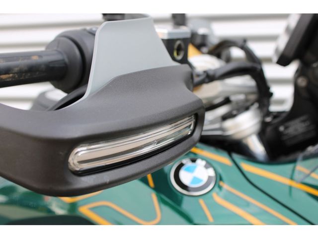 bmw - r-1300-gs