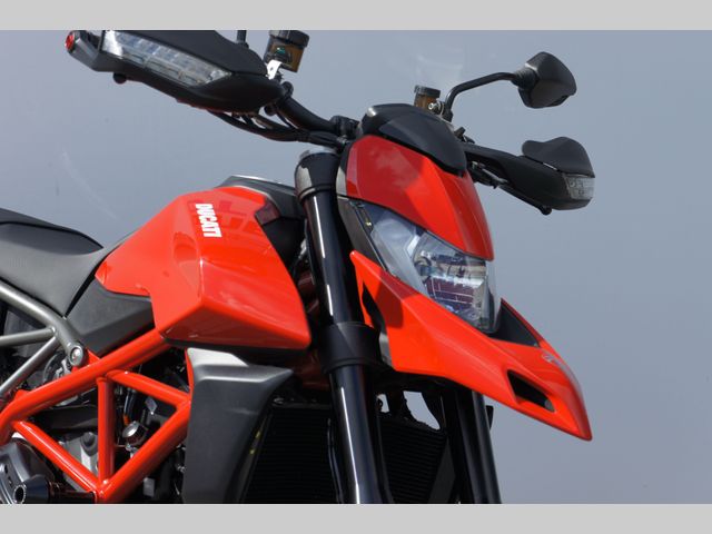 ducati - hypermotard-950