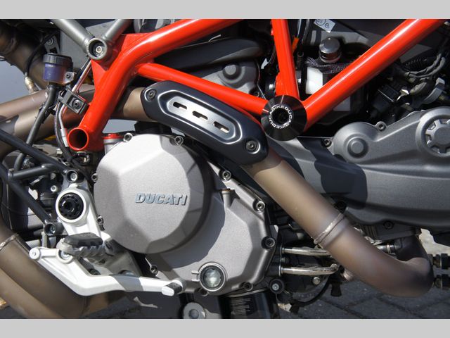 ducati - hypermotard-950