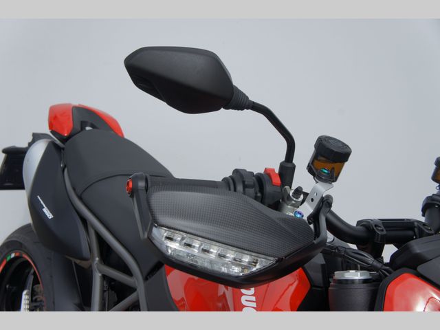ducati - hypermotard-950