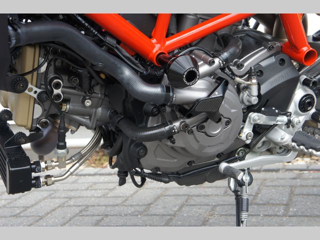 ducati - hypermotard-950