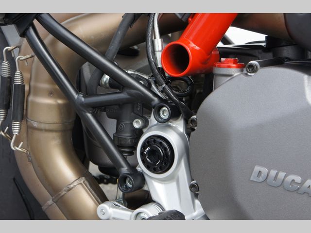ducati - hypermotard-950