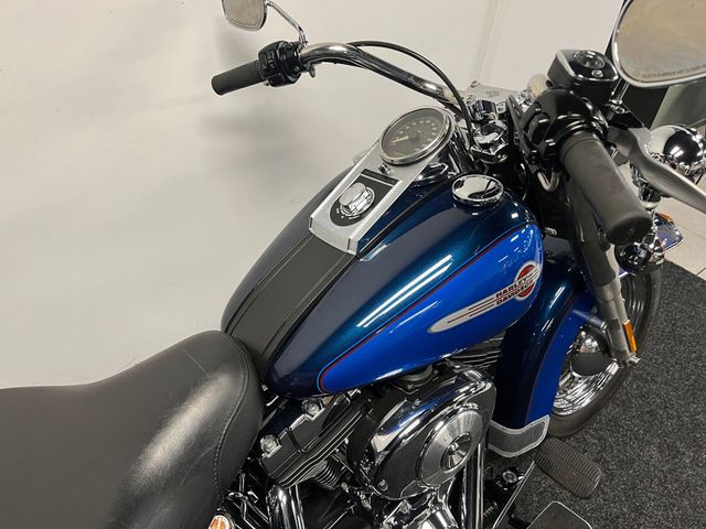 harley-davidson - heritage-softail