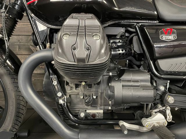 moto-guzzi - v-7-stone-850