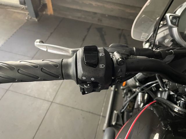 moto-guzzi - v-7-stone-850