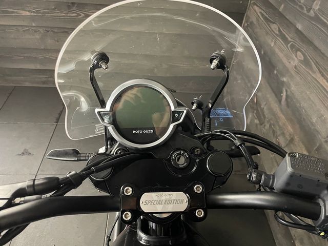 moto-guzzi - v-7-stone-850