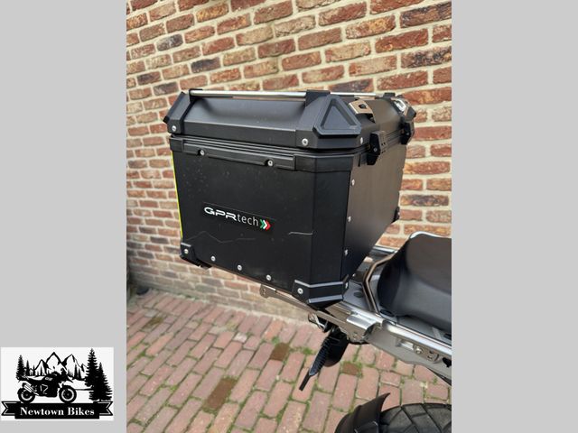 bmw - r-1200-gs-triple-black-edition