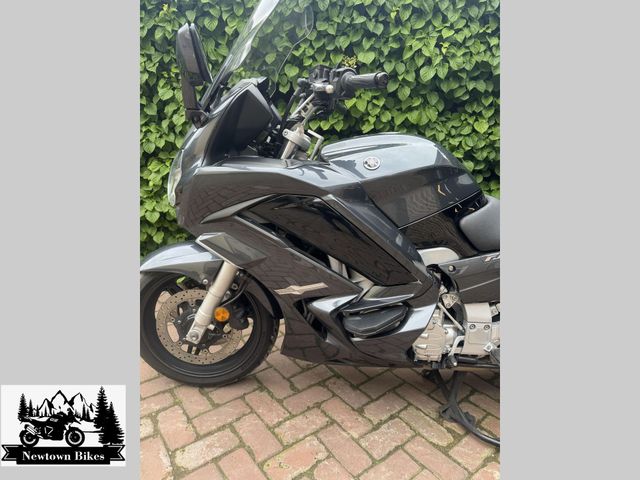 yamaha - fjr-1300