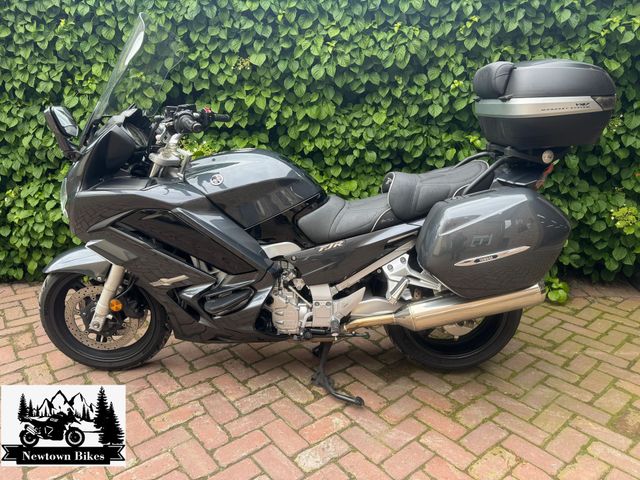 yamaha - fjr-1300