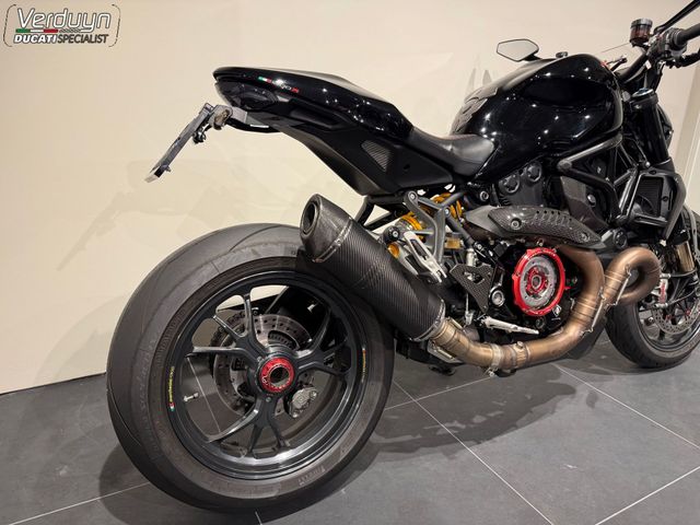 ducati - monster-1200-r