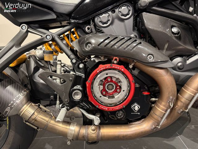 ducati - monster-1200-r