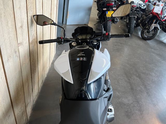 kawasaki - z-800-abs