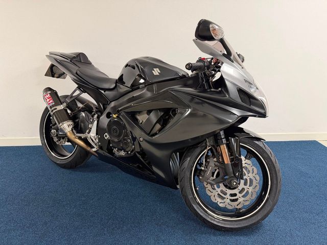suzuki - gsx-r-750