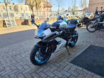 CFMOTO 675 SR-R – foto 4