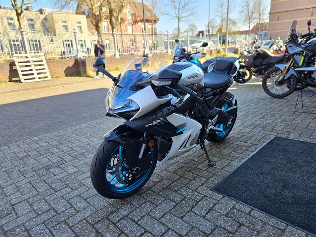 cfmoto - 675-sr-r