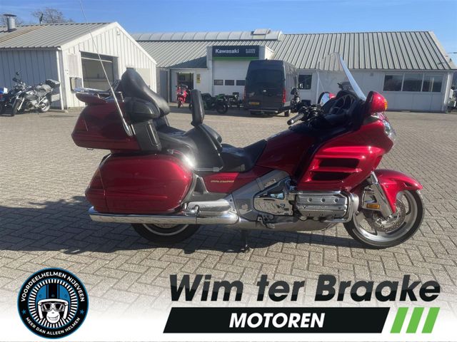 honda - gl-1800-goldwing-c-abs