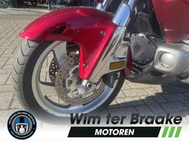 honda - gl-1800-goldwing-c-abs