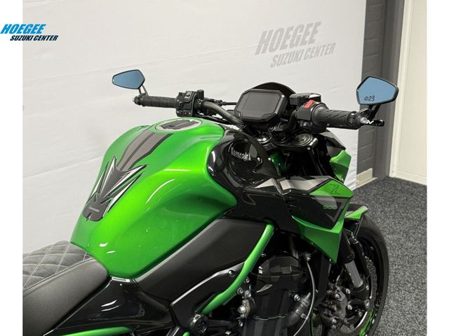 kawasaki - z900