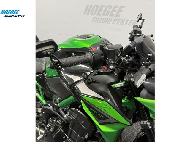 kawasaki - z900