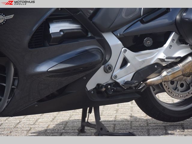 honda - st-1300-pan-european