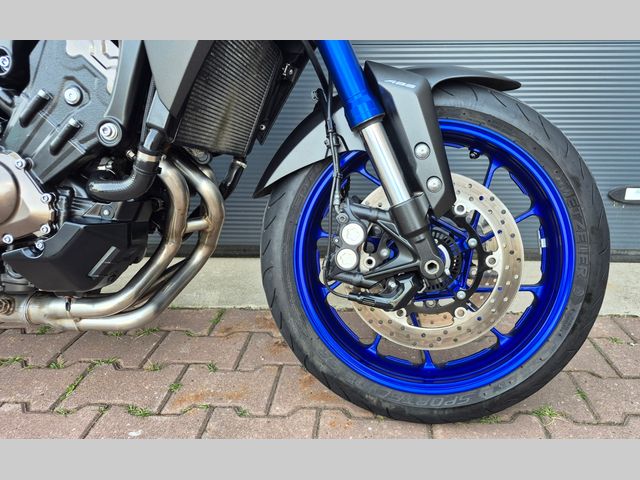 yamaha - tracer-900