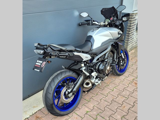 yamaha - tracer-900